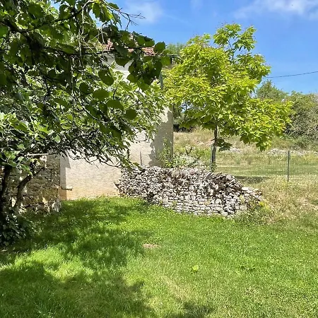 Entre Lot Et Aveyron Piscine *